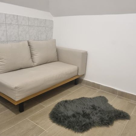 Sosto Apartman Székesfehérvár Esterno foto