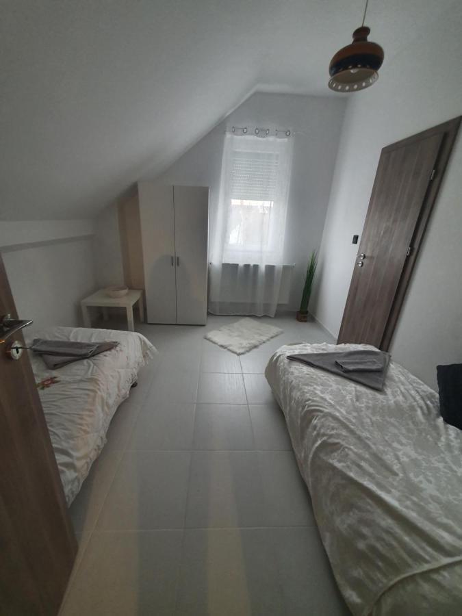 Sosto Apartman Székesfehérvár Esterno foto